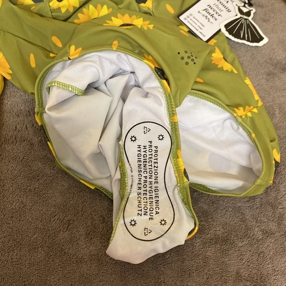 Retro stage size L one piece bathing suit - Picture 6 of 9